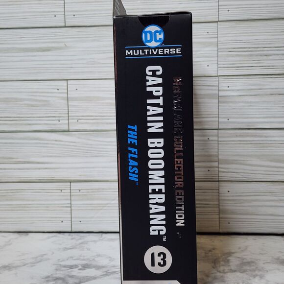 McFarlane Toys Collector Platinum Chase The Penguin and Captain Boomerang - Picture 7 of 7